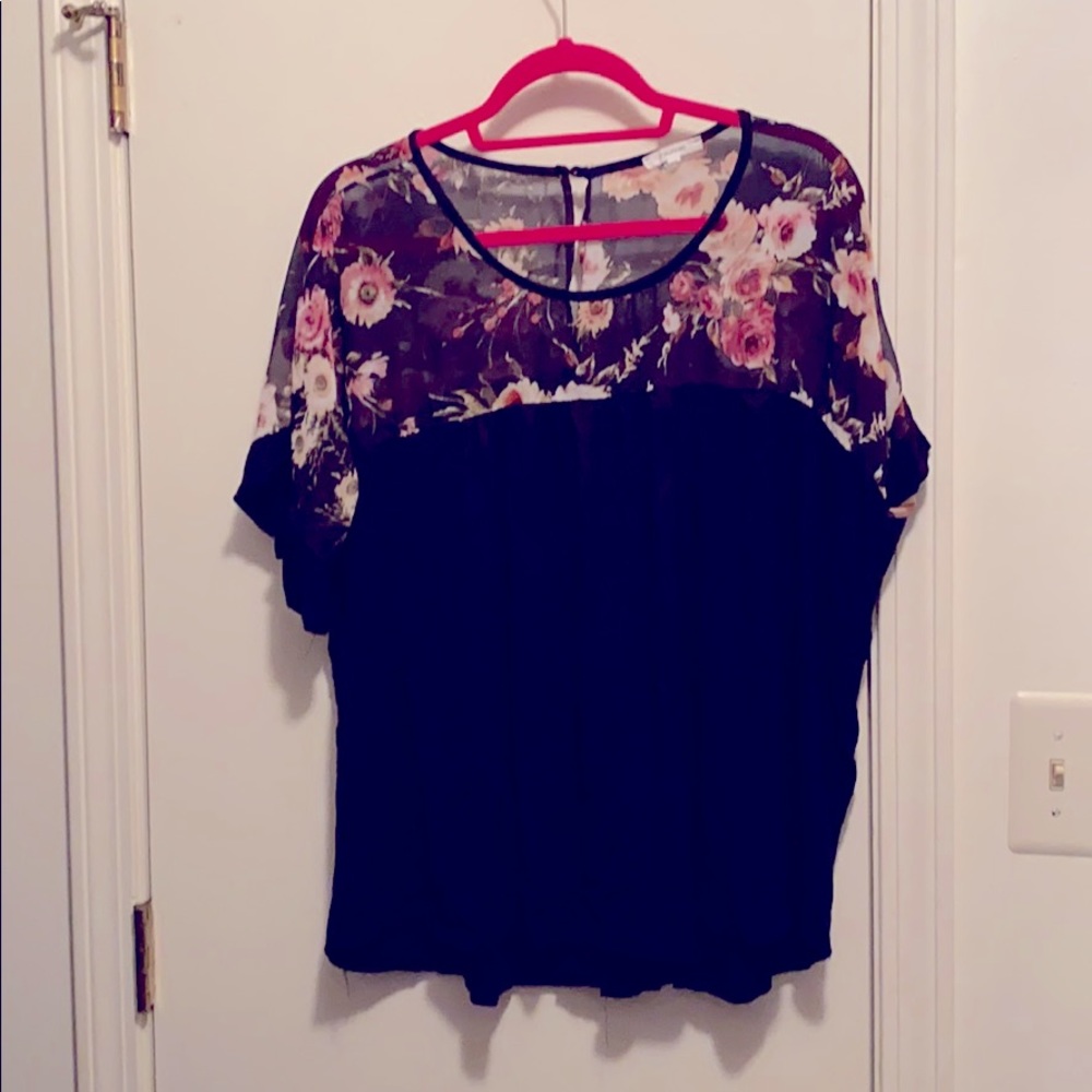 🌟NWOT MAURICE BLOUSE